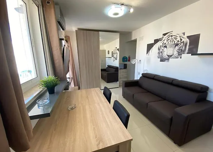 Lovely 1-bedroom Fully Equipped Unit