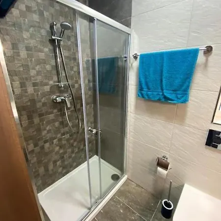 Lovely 1-bedroom Fully Equipped Unit *